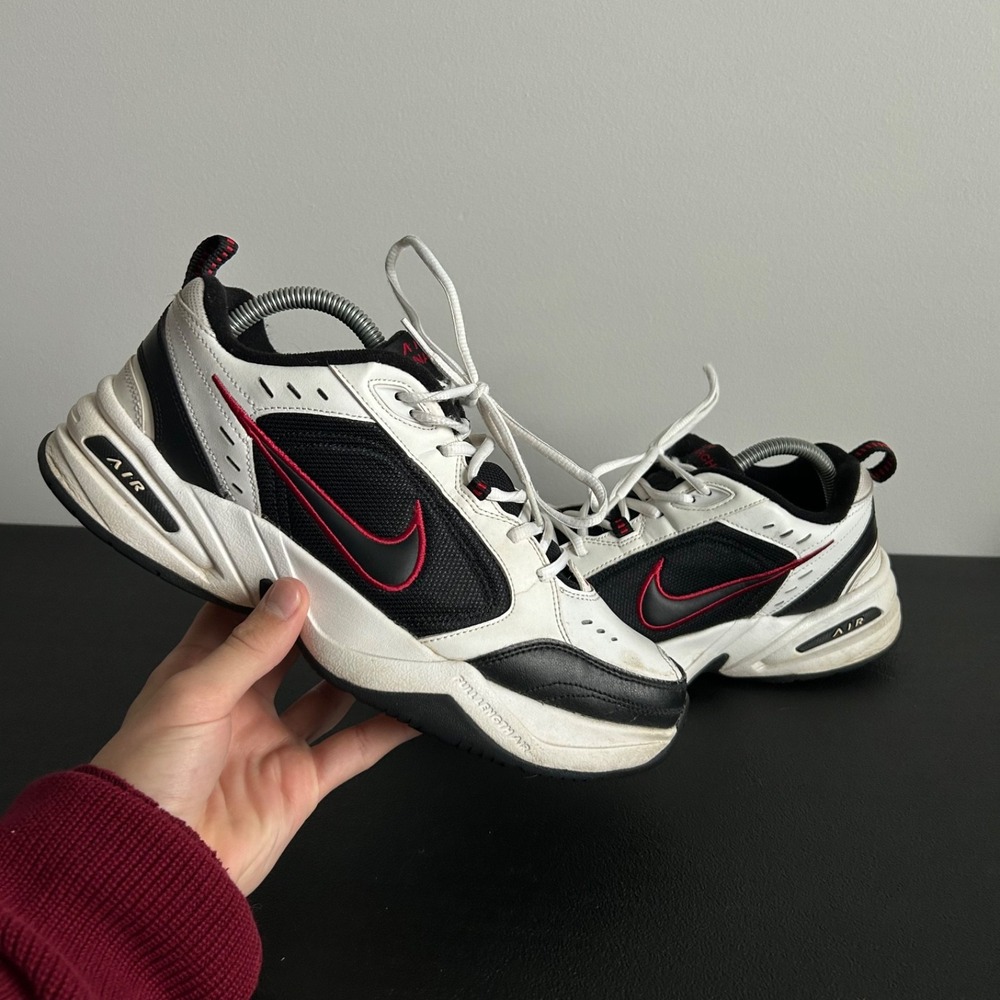 Nike Air Monarch IV Mens Size 10 White Black Red Cross Training Shoes 415445-101